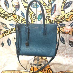 Michael Kors Mercer Large Pebbled Leather Accordion Tote Bag